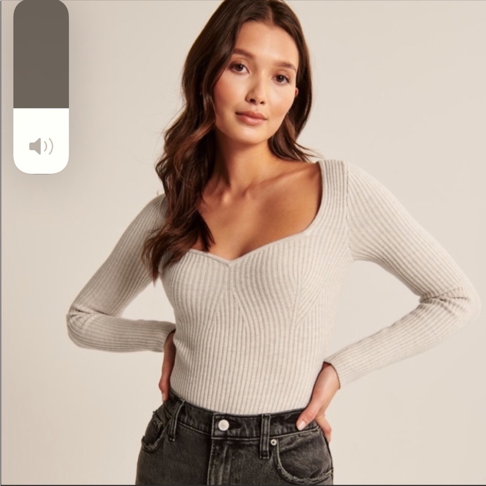 Abercrombie sweetheart neckline bodysuit